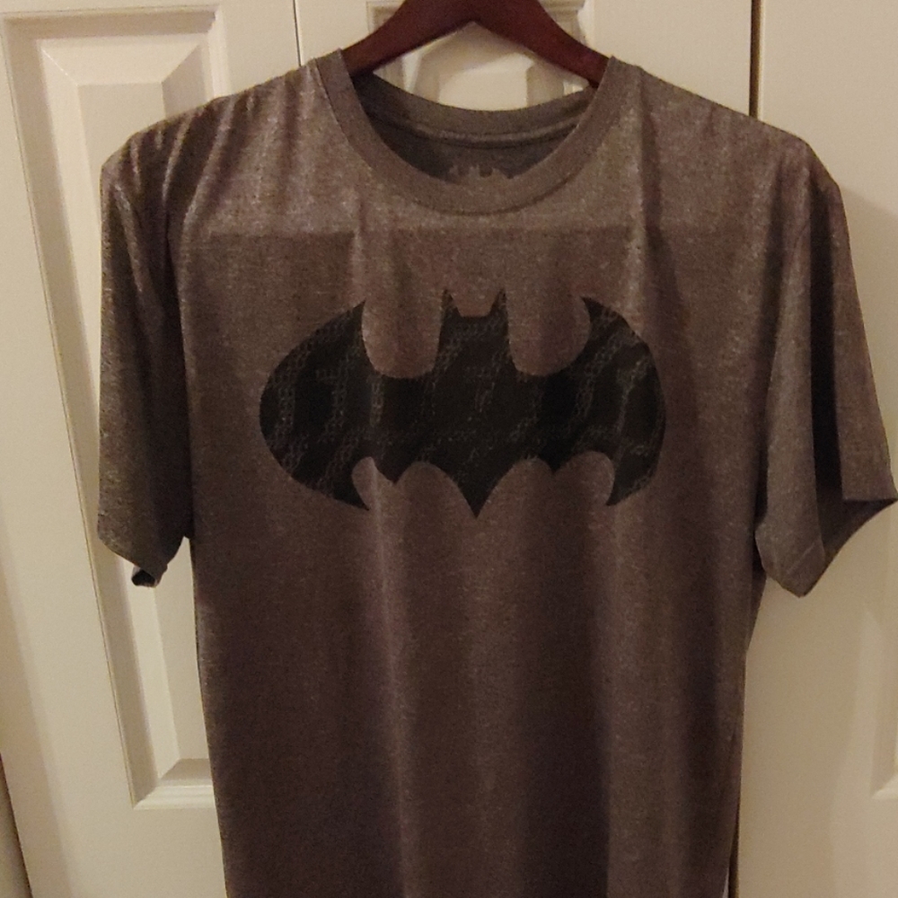 Batman Branded T Shirt. Gray and Black in color.